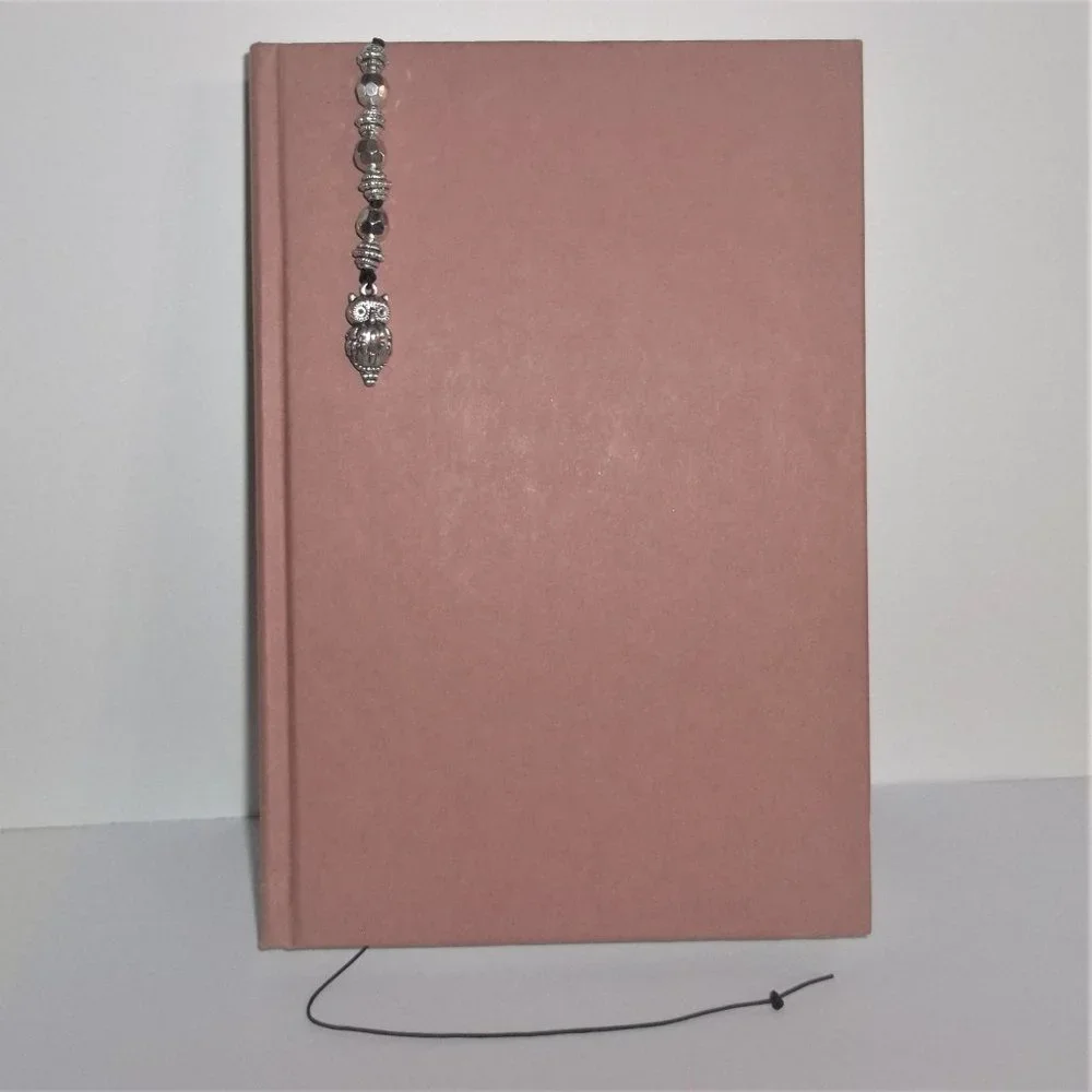 NWT Owl Bookmarker Bookmark Book Reading Gift Idea Beaded Handmade Silver 8156